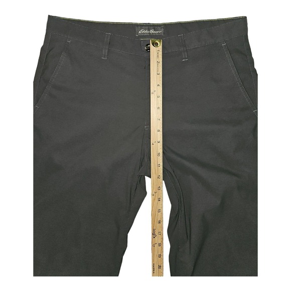 Eddie Bauer Pants Men's 34x30 Gray Slash Pockets Zip Closure Back Pocket - Picture 3 of 10